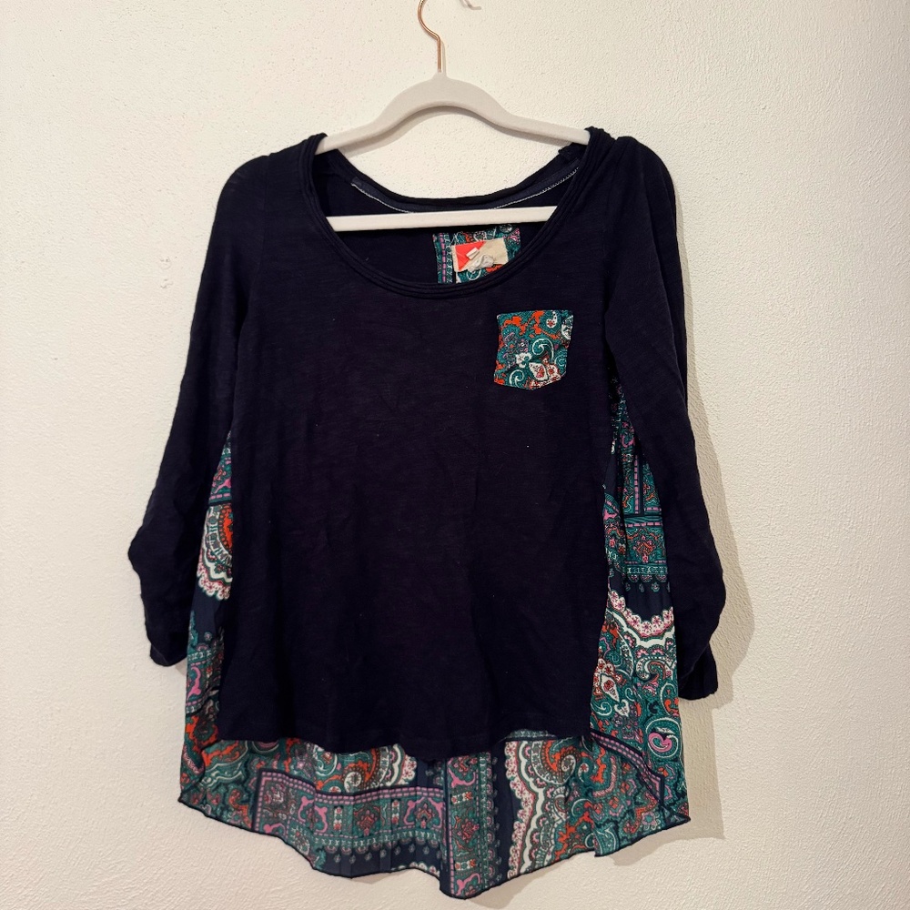 Navy blouse with pattern silk blocks